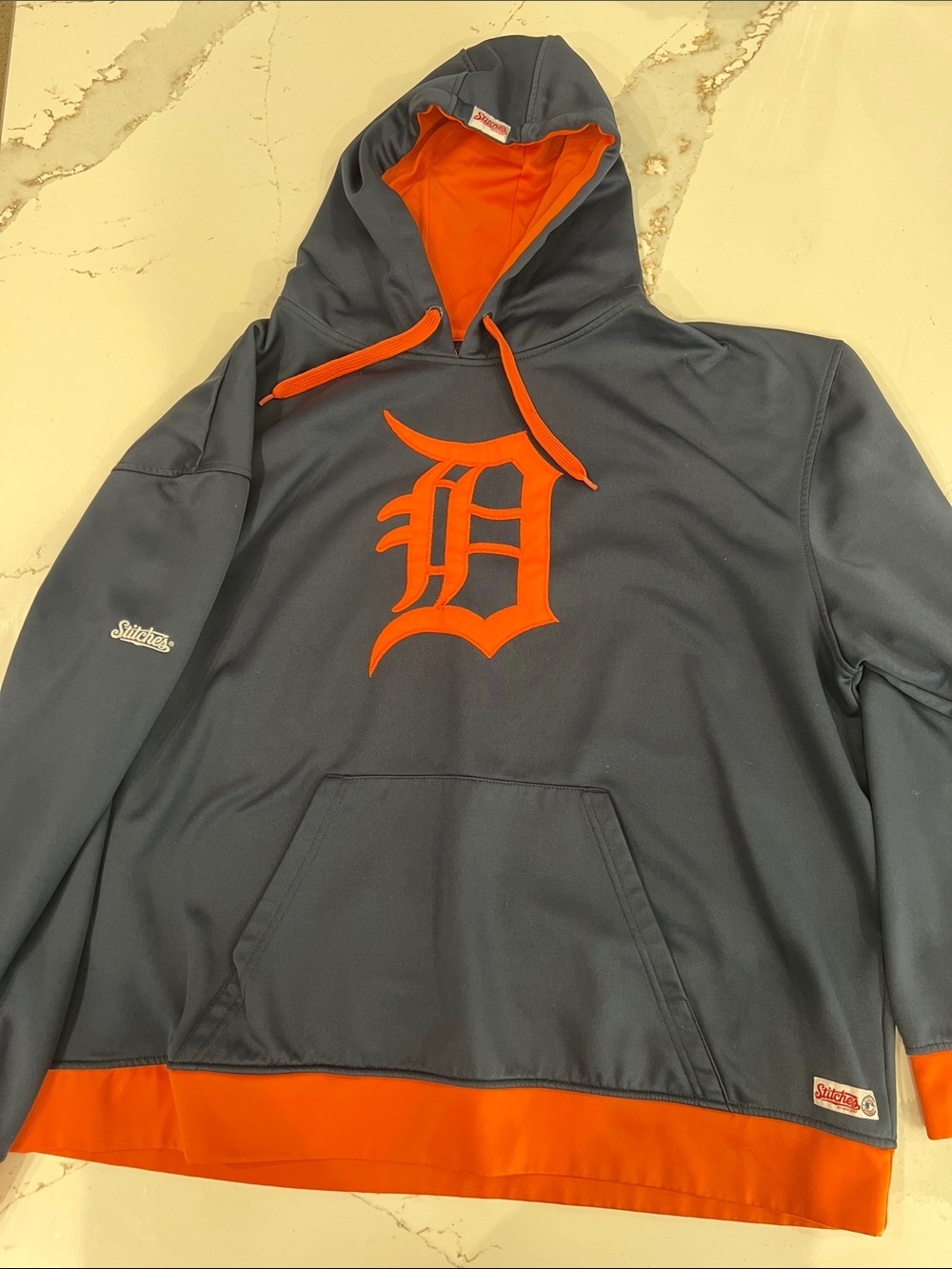 Stitches Detroit Tigers Baseball Navy Hoodie- 2XL/XXL-used condition